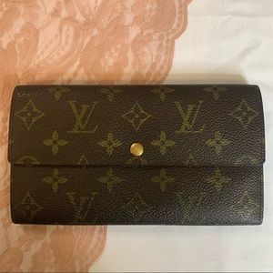 Louis Vuitton Monogram Long Sarah Wallet
